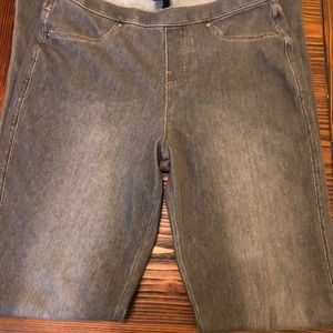 Simply Vera.Pull On Jegging.